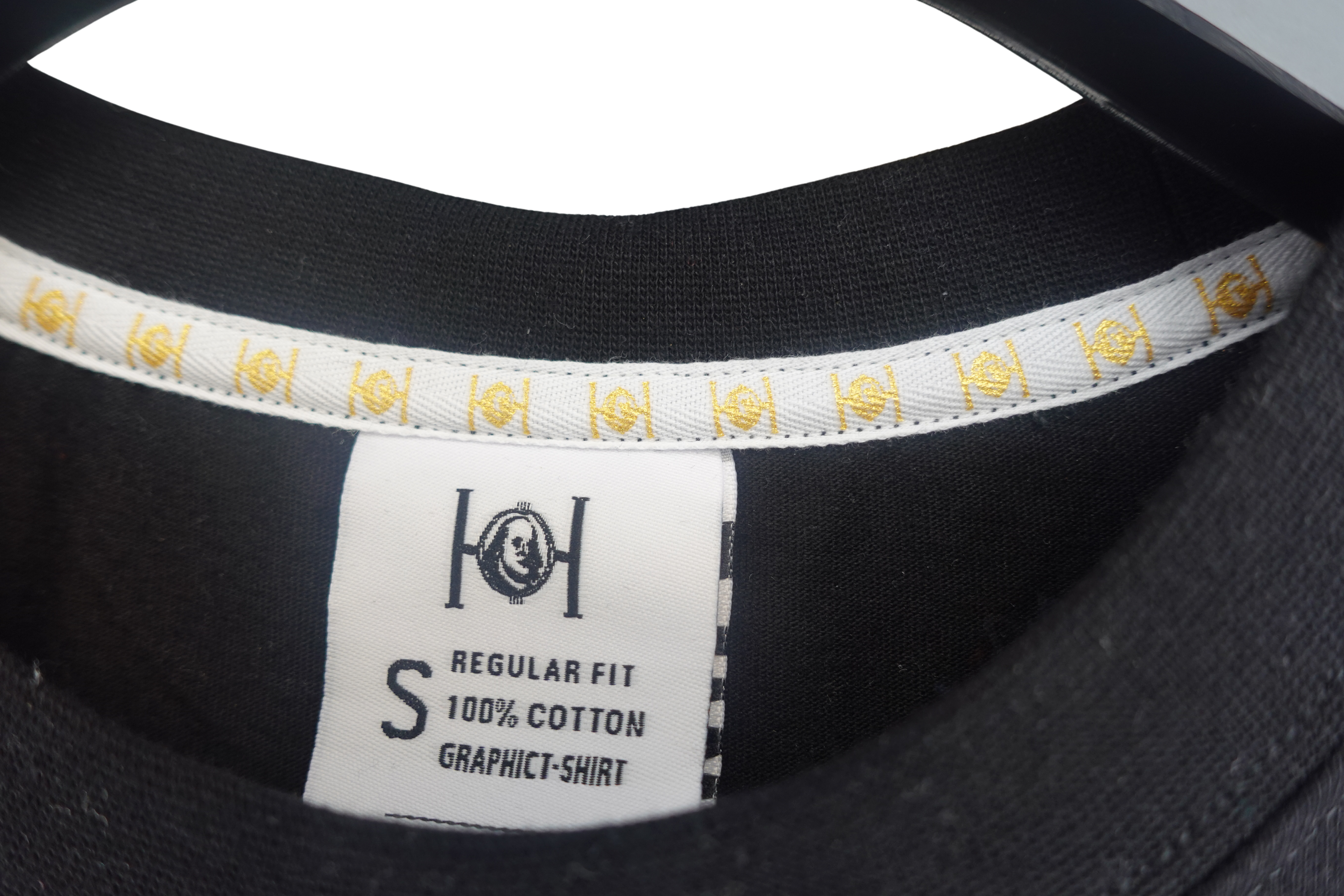 Hustle Franklins Signature Tee - Black Gold